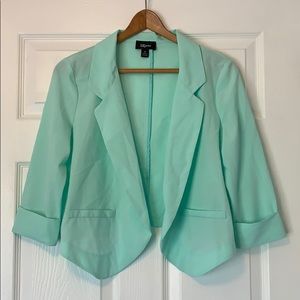 Cropped Blazer